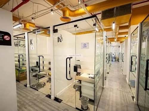 9000 sqm office in As Suwaidi 5