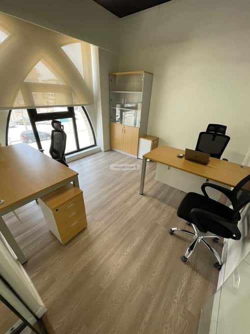 3000 sqm office in King Abdul Aziz 4