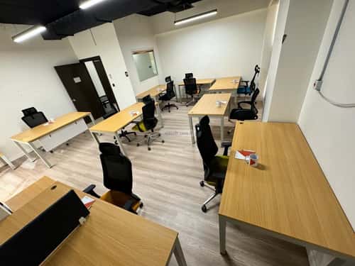 3000 sqm office in King Abdul Aziz 6