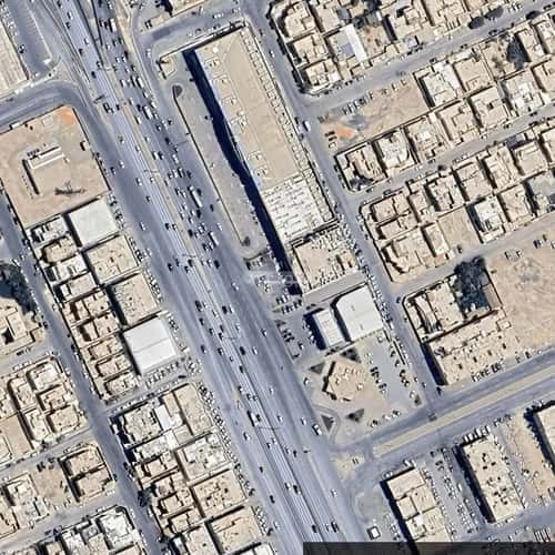 مكتب 2074 م² في الوادي 4