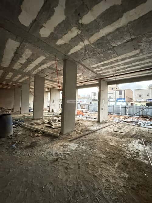 870 sqm shop in Al Rimal 2
