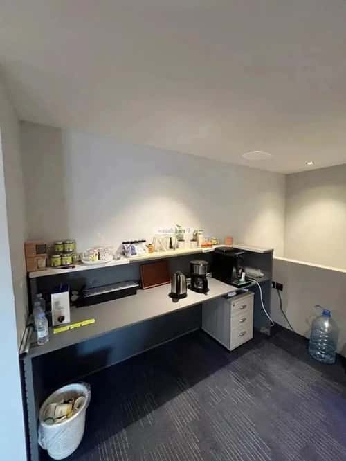 مكتب 13 م² في الصحافة 1