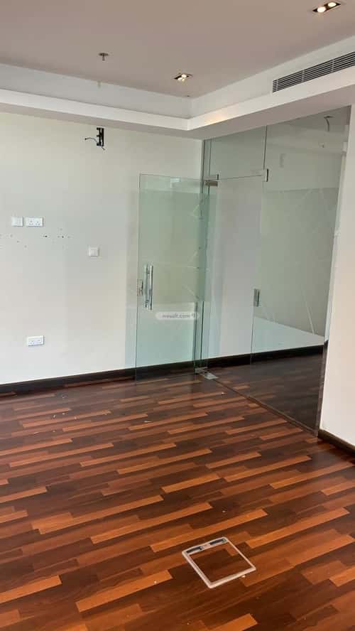 134 sqm office in Al Shati 5