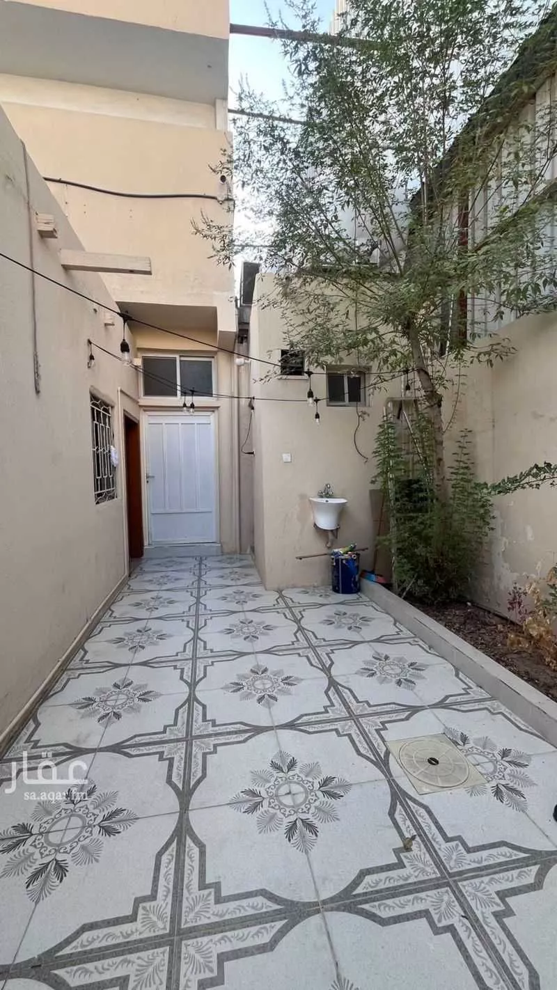 3 bedroom apartment in Abdullah Fuad, Eastern Province 2