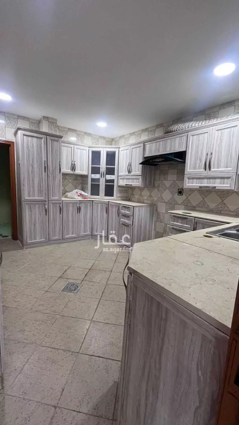 3 bedroom apartment in Abdullah Fuad, Eastern Province 8