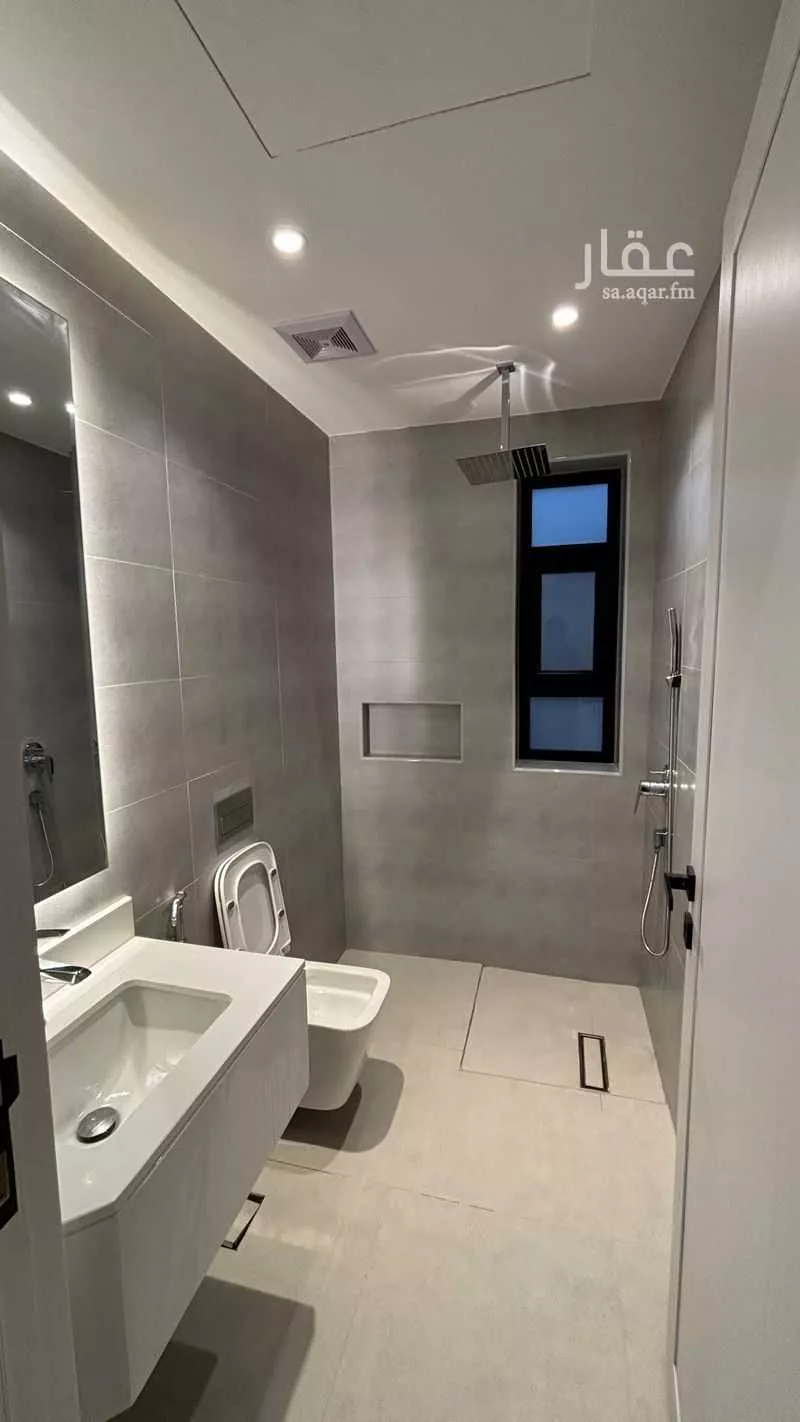 3 bedroom apartment in Al Bahr 11