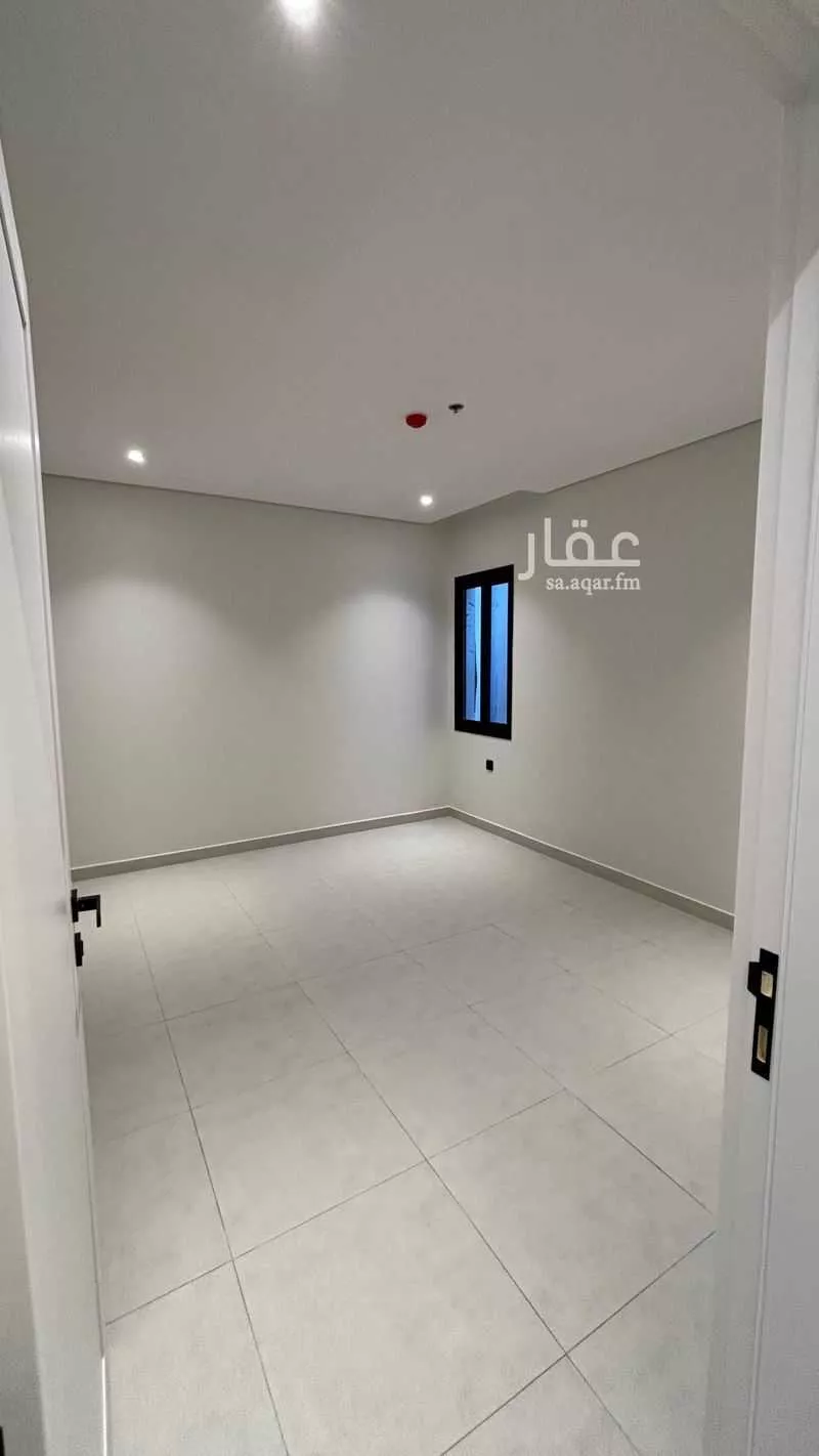 3 bedroom apartment in Al Bahr 5