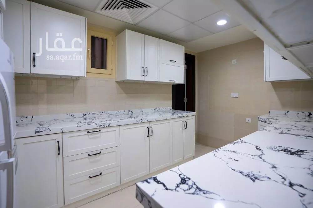 3 bedroom apartment in Al Areedh, Madinah 14