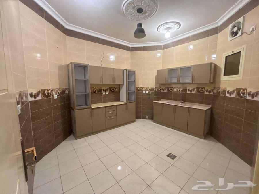 3 bedroom apartment in Mudhainib, Madinah 6