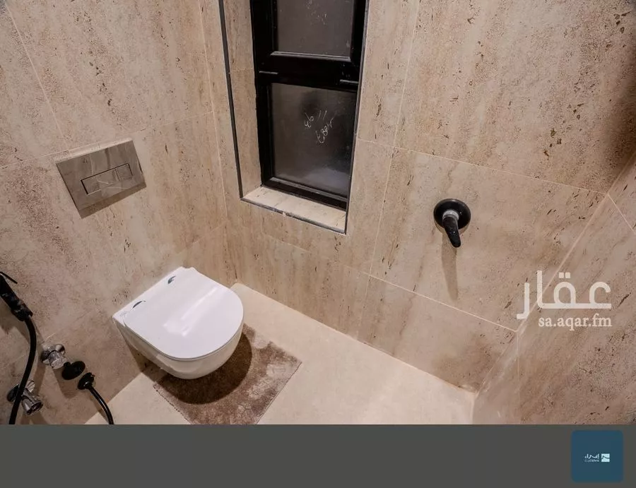 شقة 5 غرف في الخور 22