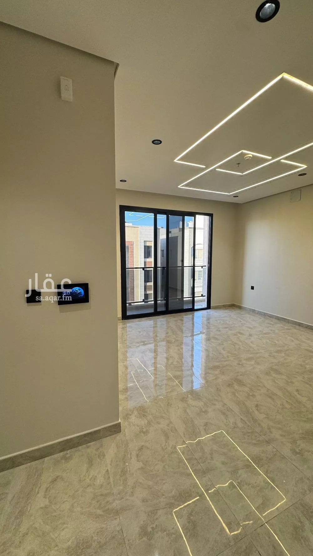 3 bedroom apartment in Al Hamra 13