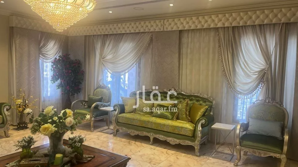 10 bedroom villa in At Tahliyah 15