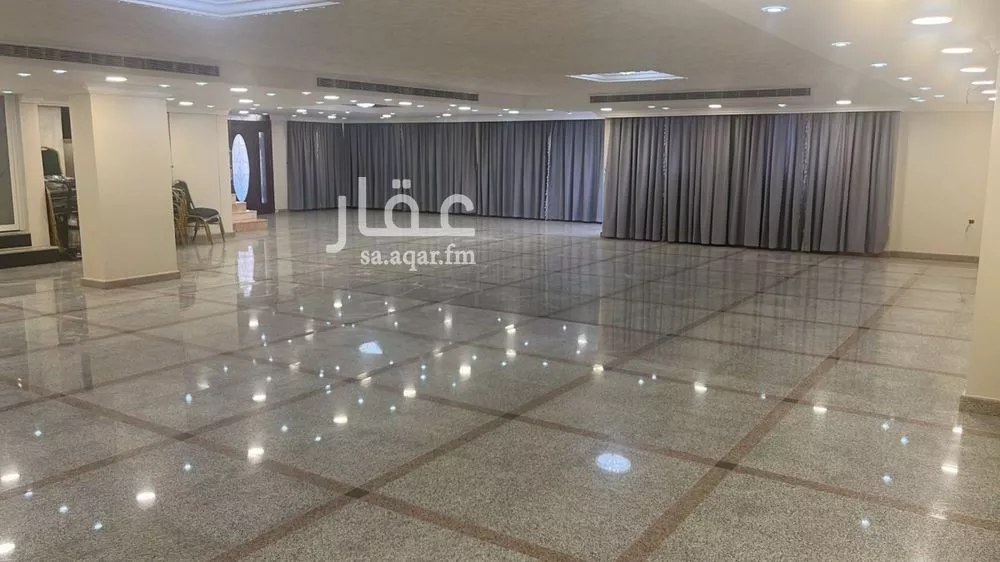 10 bedroom villa in At Tahliyah 5