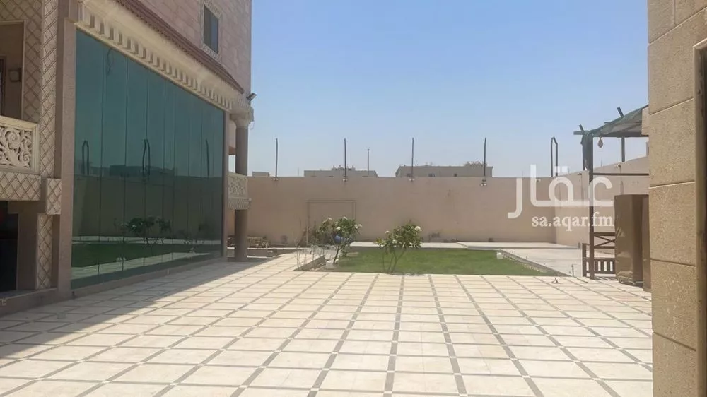 10 bedroom villa in At Tahliyah 9