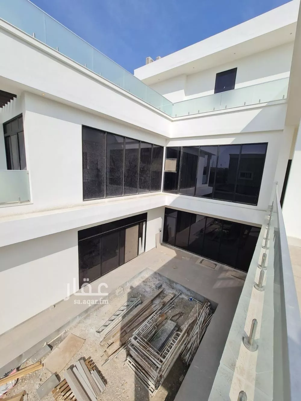 6 bedroom villa in Al Hizam Al Akhdar 11