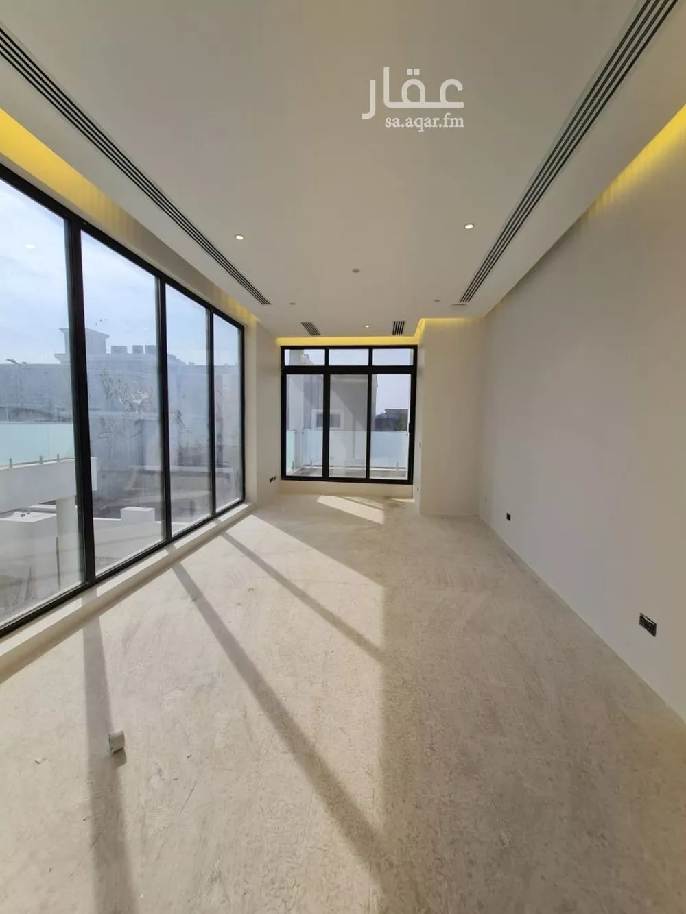 6 bedroom villa in Al Hizam Al Akhdar 14