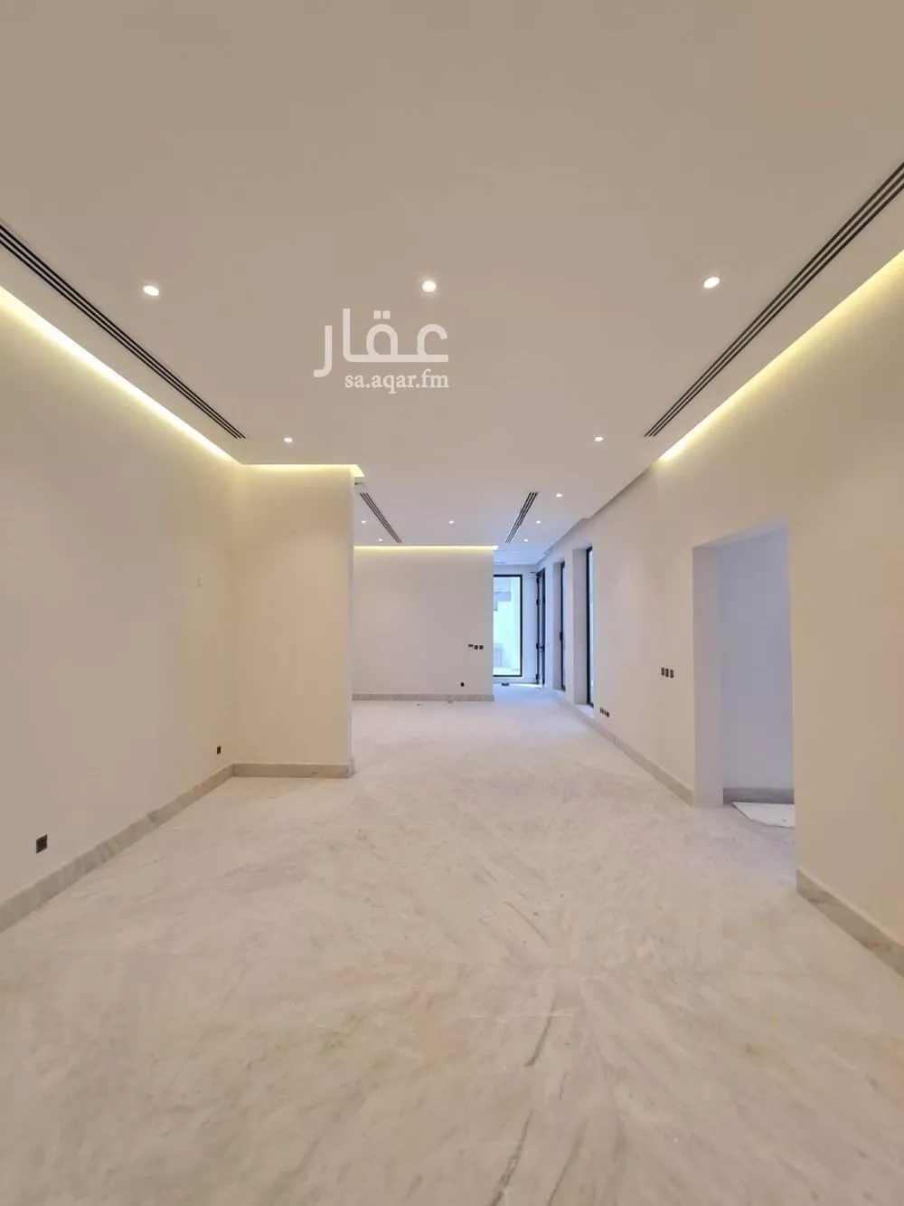 6 bedroom villa in Al Hizam Al Akhdar 25