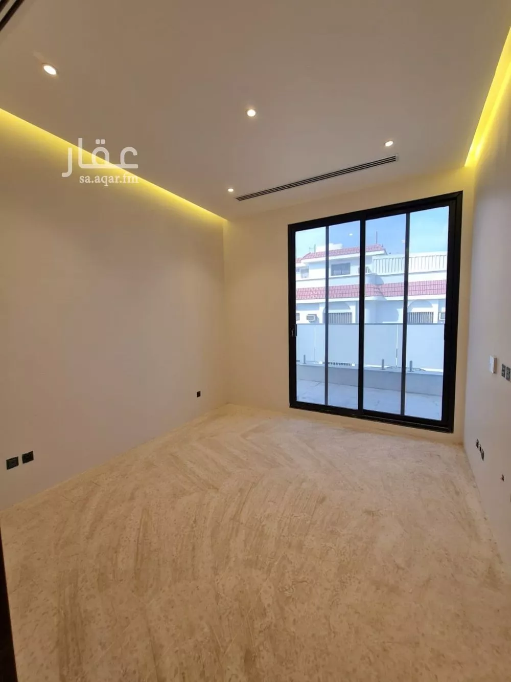 6 bedroom villa in Al Hizam Al Akhdar 28