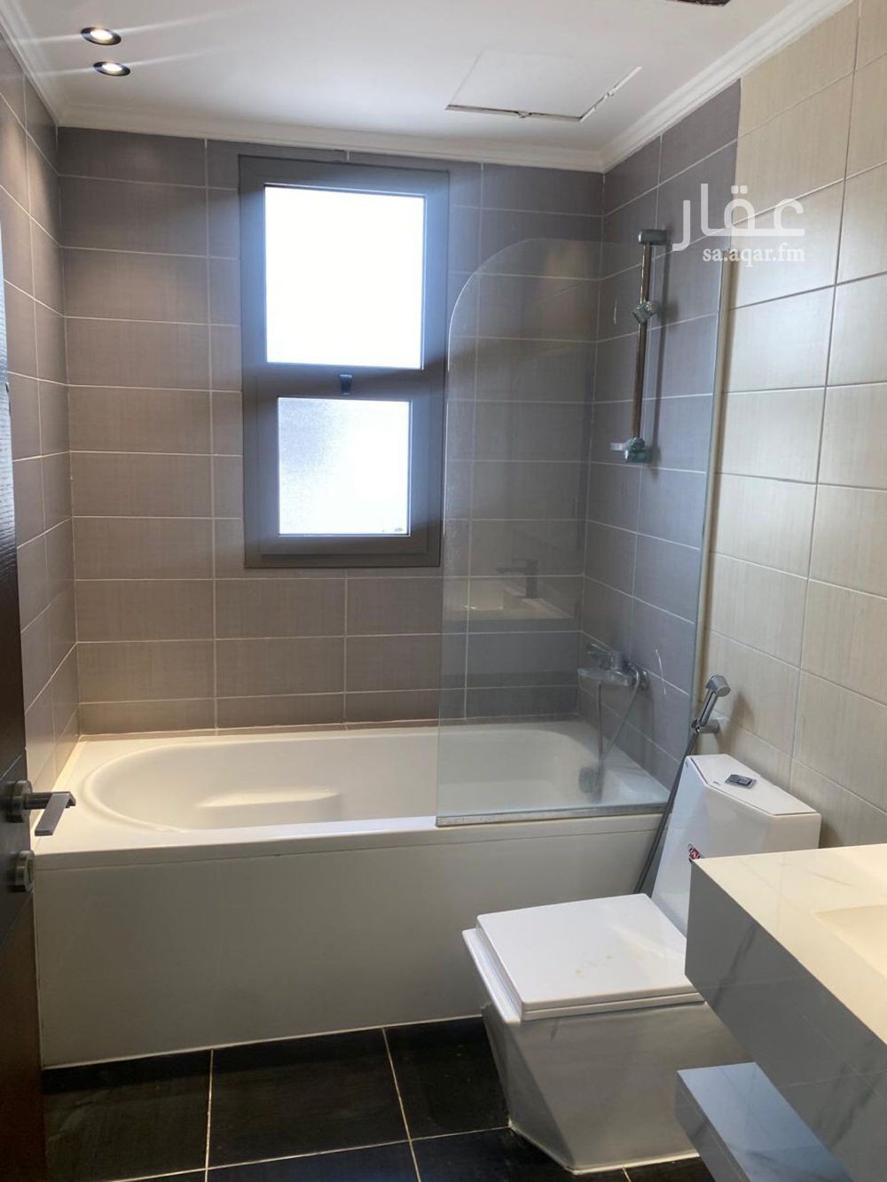 5 bedroom villa in Al Amwaj, Eastern Province 5