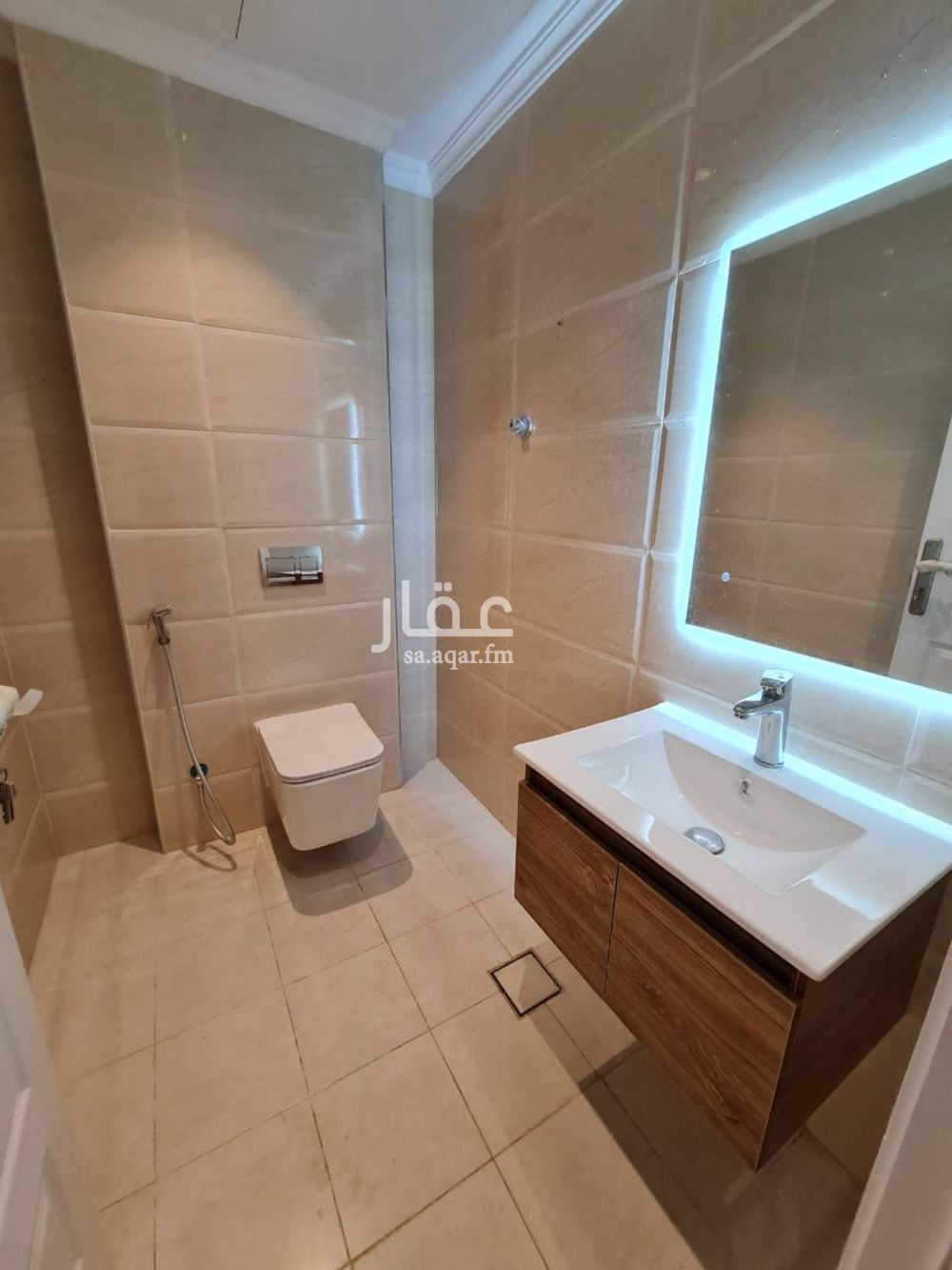 4 bedroom villa in Al Rakah Ash Shamaliyah, Eastern Province 8