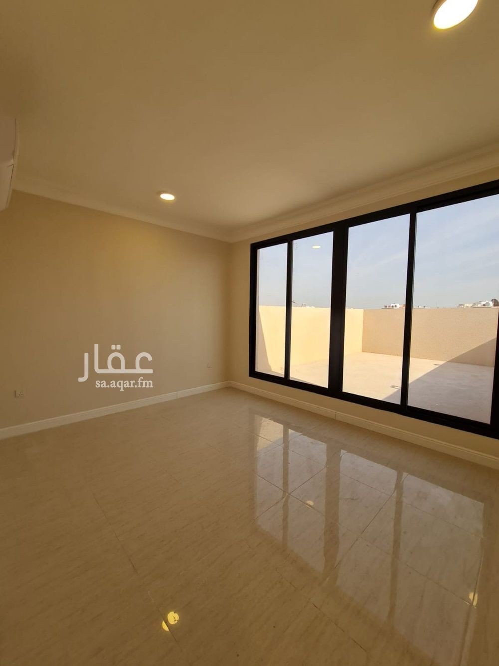 4 bedroom villa in Al Rakah Ash Shamaliyah, Eastern Province 12