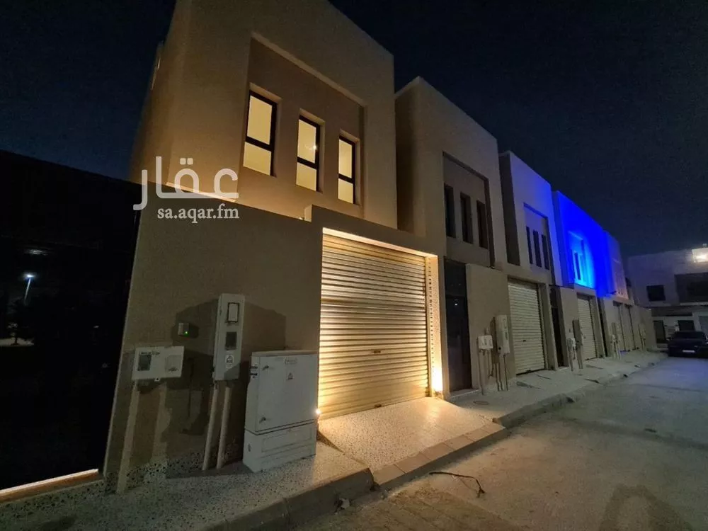 فيلا 4 غرف في الراكة الشمالية 3