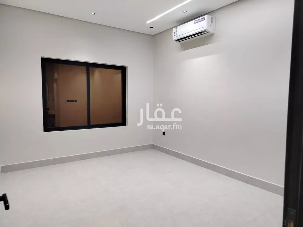 شقة 4 غرف في الحمرا 7