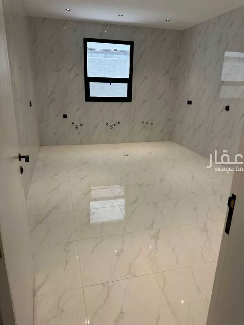 5 bedroom villa in Qurtubah 3