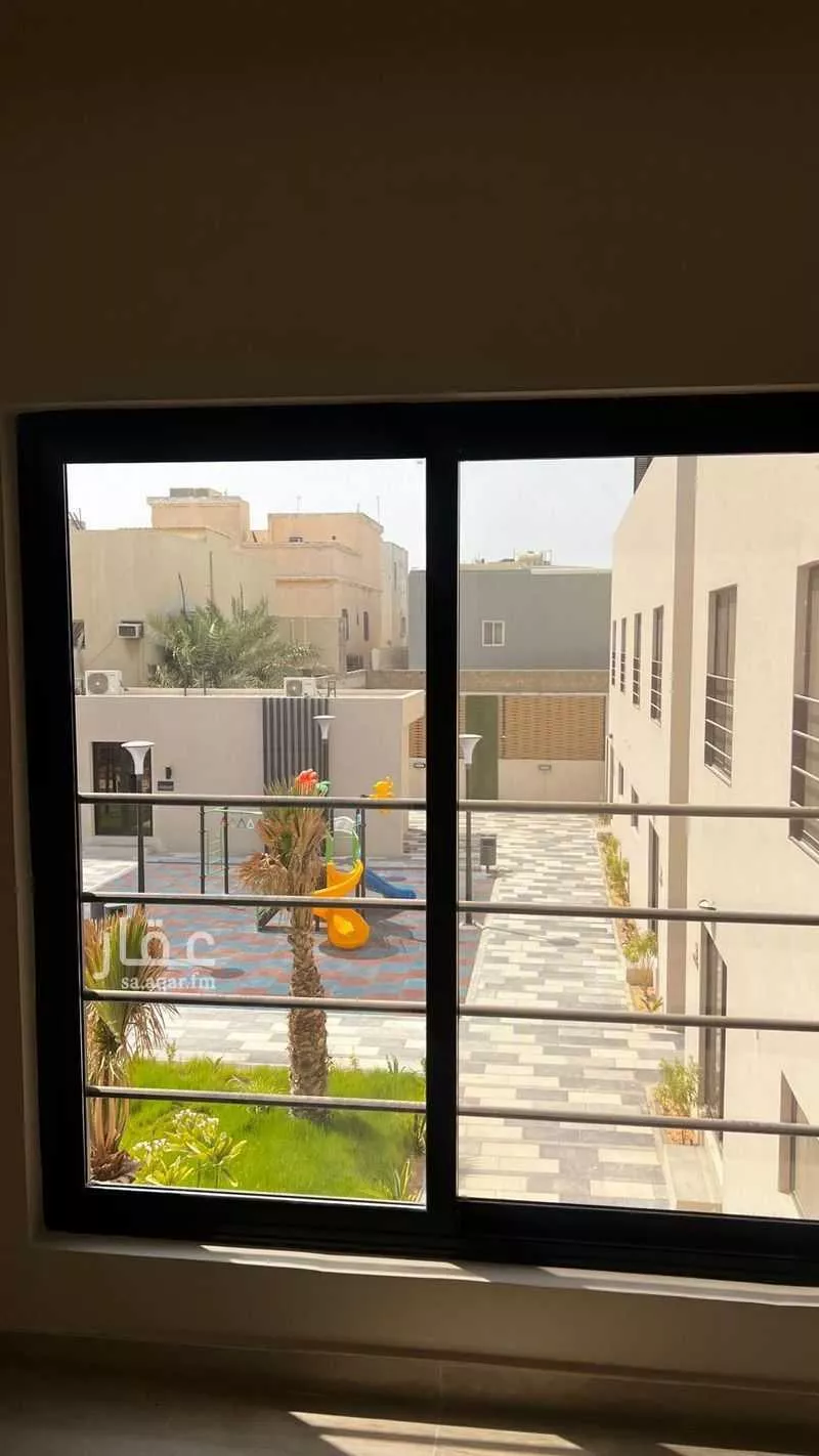 11 bedroom villa in Al Hizam Al Thahabi 2