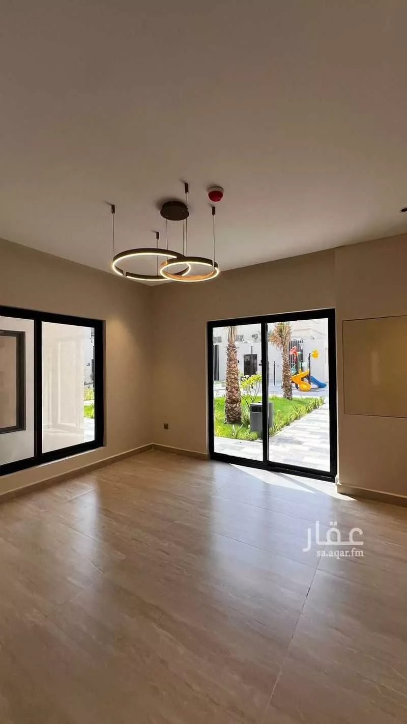 11 bedroom villa in Al Hizam Al Thahabi 3