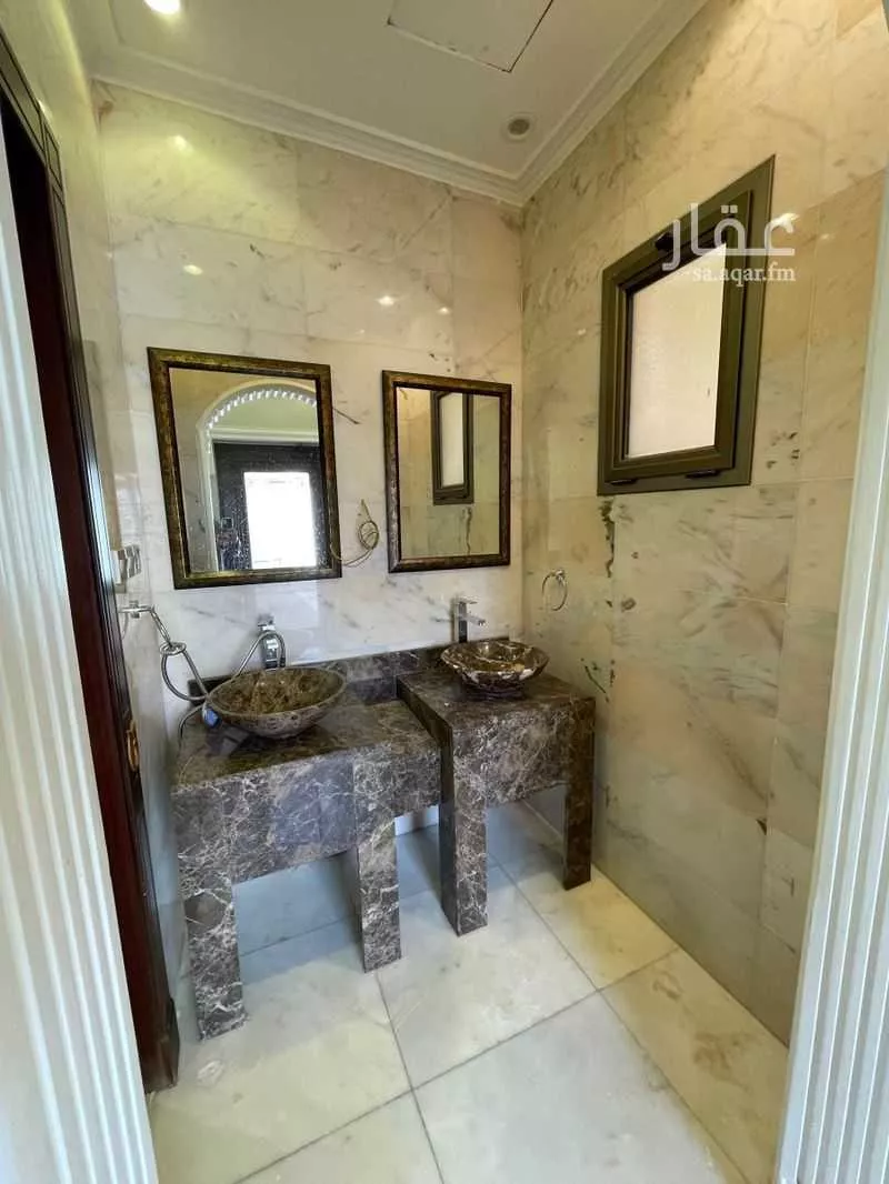 5 bedroom villa in Ar Rakah Al Janubiyah 12