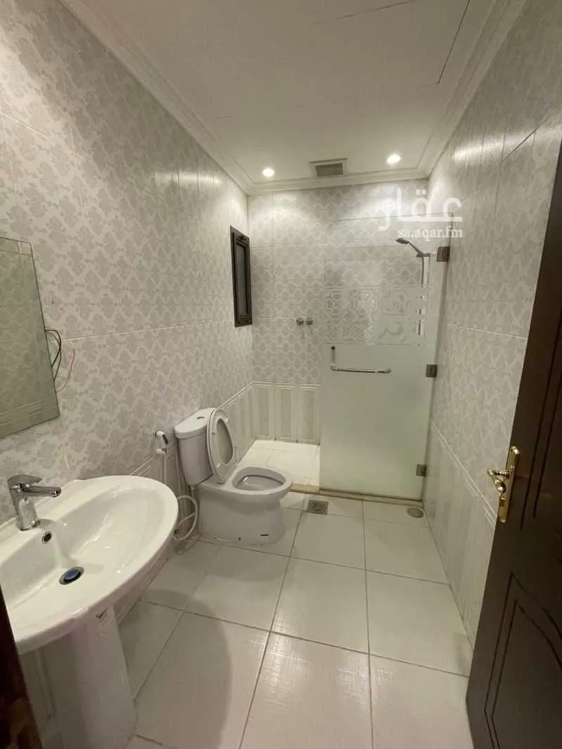 5 bedroom villa in Ar Rakah Al Janubiyah 21