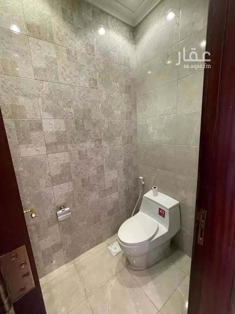 5 bedroom villa in Ar Rakah Al Janubiyah 9