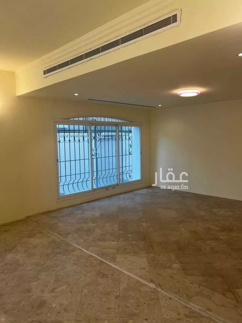 فيلا 4 غرف في البندرية 13