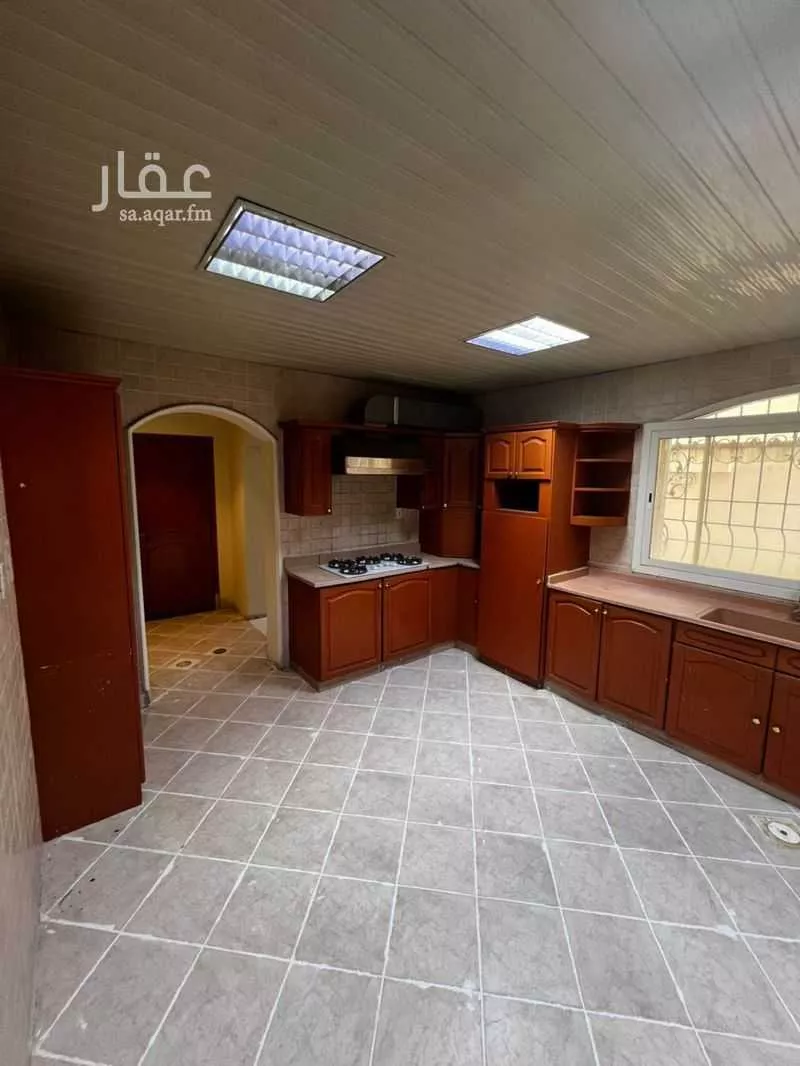 فيلا 4 غرف في البندرية 21