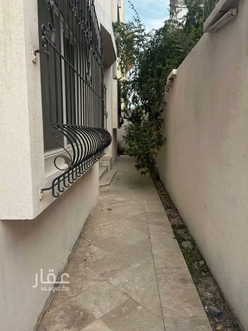 فيلا 4 غرف في البندرية 8