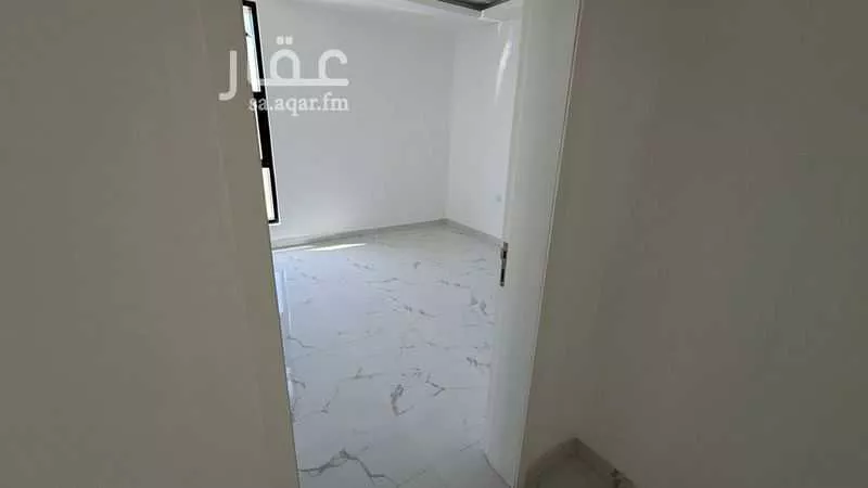 6 bedroom villa in Al Bahr 5