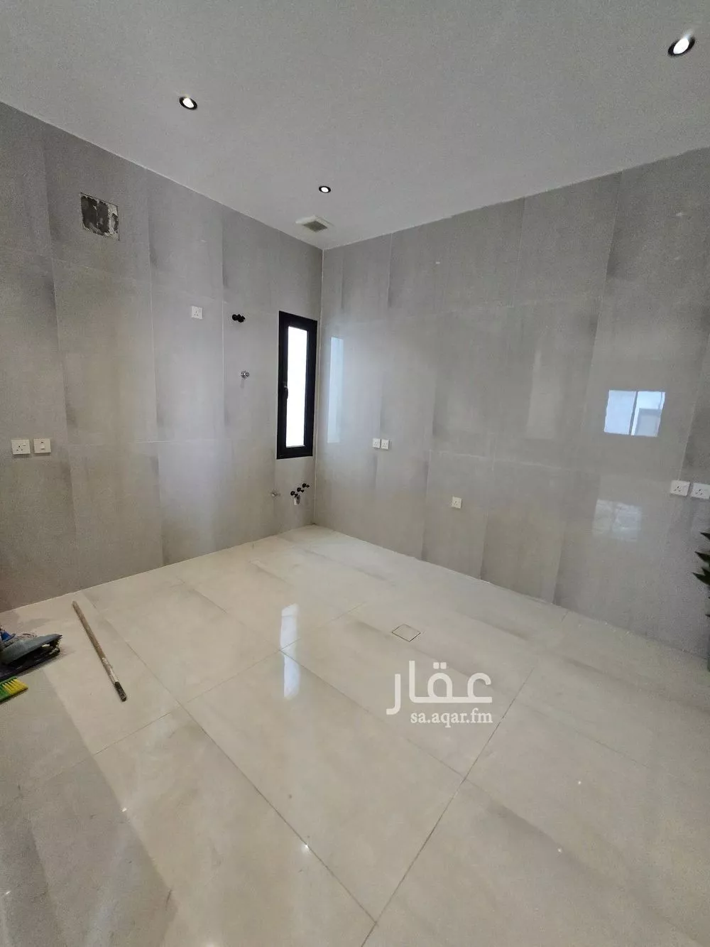 4 bedroom apartment in Al Hamra 27