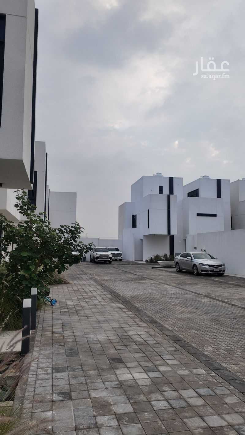 4 bedroom villa in Al Khuzama, Eastern Province 24