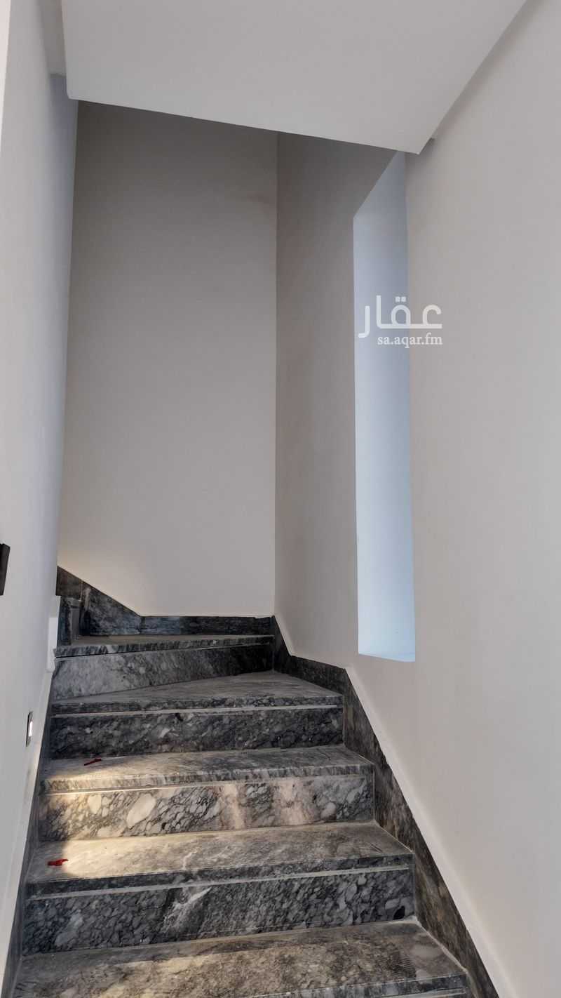 4 bedroom villa in Al Khuzama, Eastern Province 9