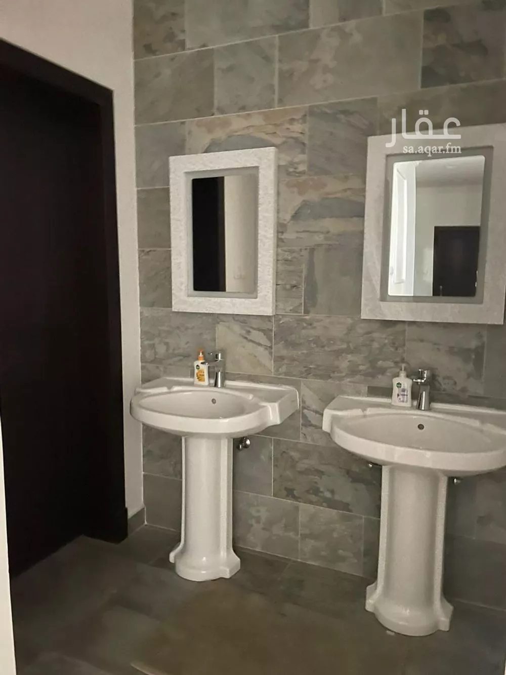 3 bedroom villa in At Tahliyah, Eastern Province 4