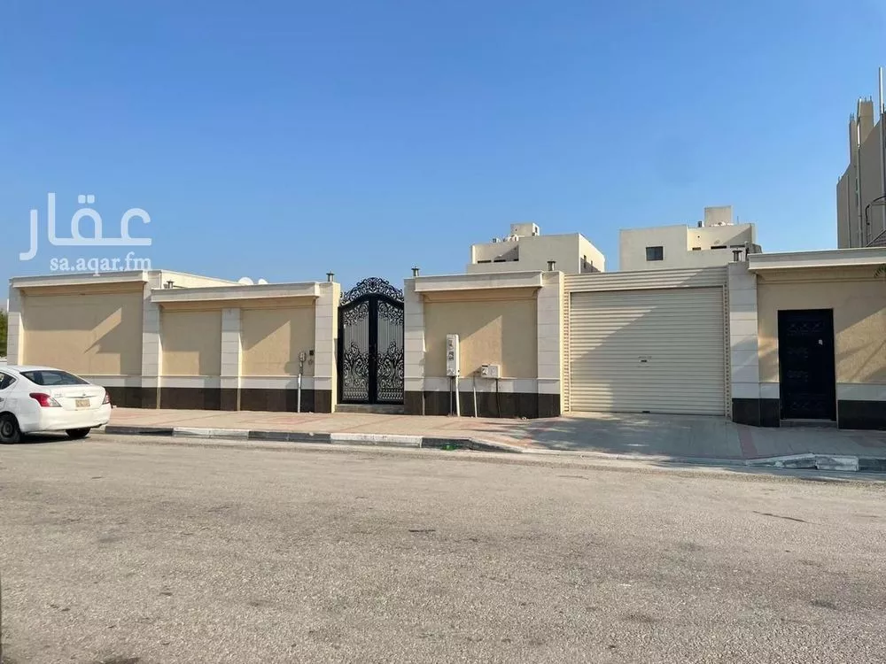 3 bedroom villa in At Tahliyah, Eastern Province 6