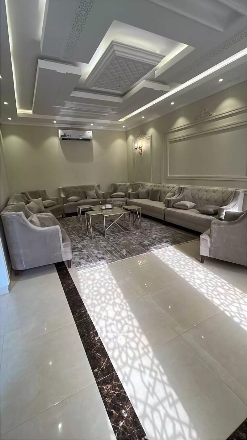 5 bedroom villa in Al Sufun, Eastern Province 9