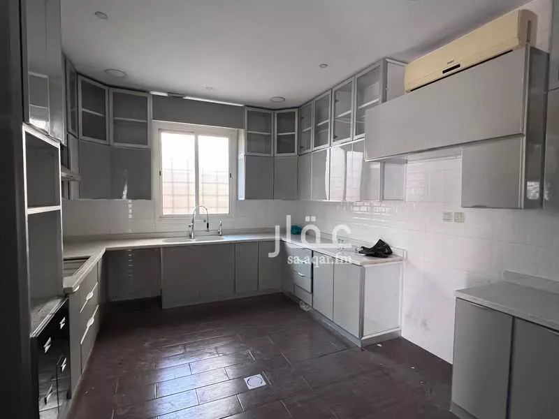 5 bedroom villa in Al Aqiq, Eastern Province 4