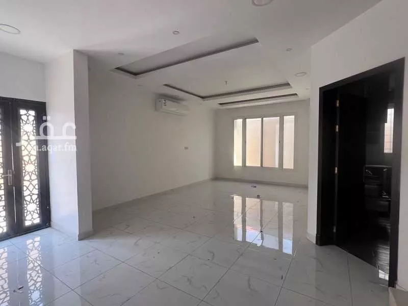 5 bedroom villa in Al Aqiq, Eastern Province 6