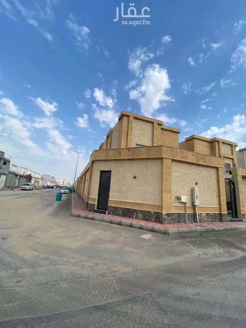 5 bedroom villa in Al Aqiq, Eastern Province 9