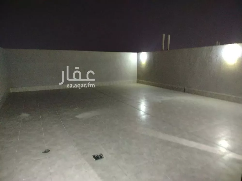 شقة 4 غرف في الحمرا 8