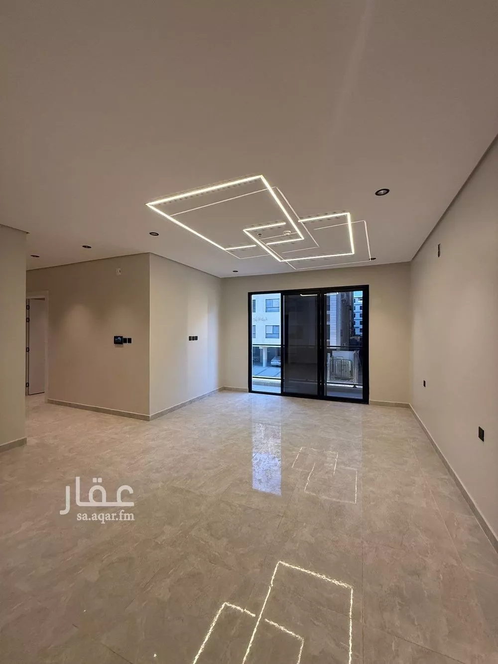 3 bedroom apartment in Al Hamra 13