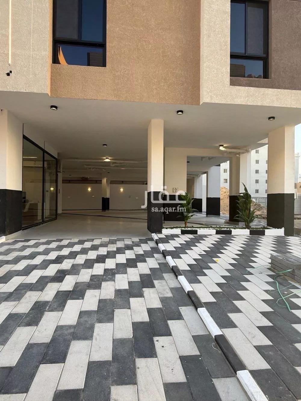 3 bedroom apartment in Al Hamra 5