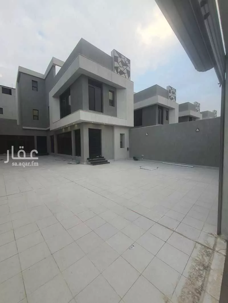 4 bedroom villa in Al Buhairah, Eastern Province 10